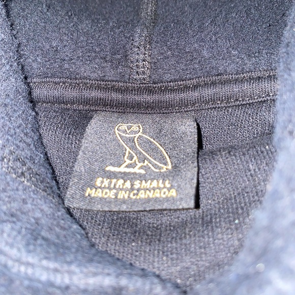 October’s Very Own fleece hoodie - Picture 3 of 3